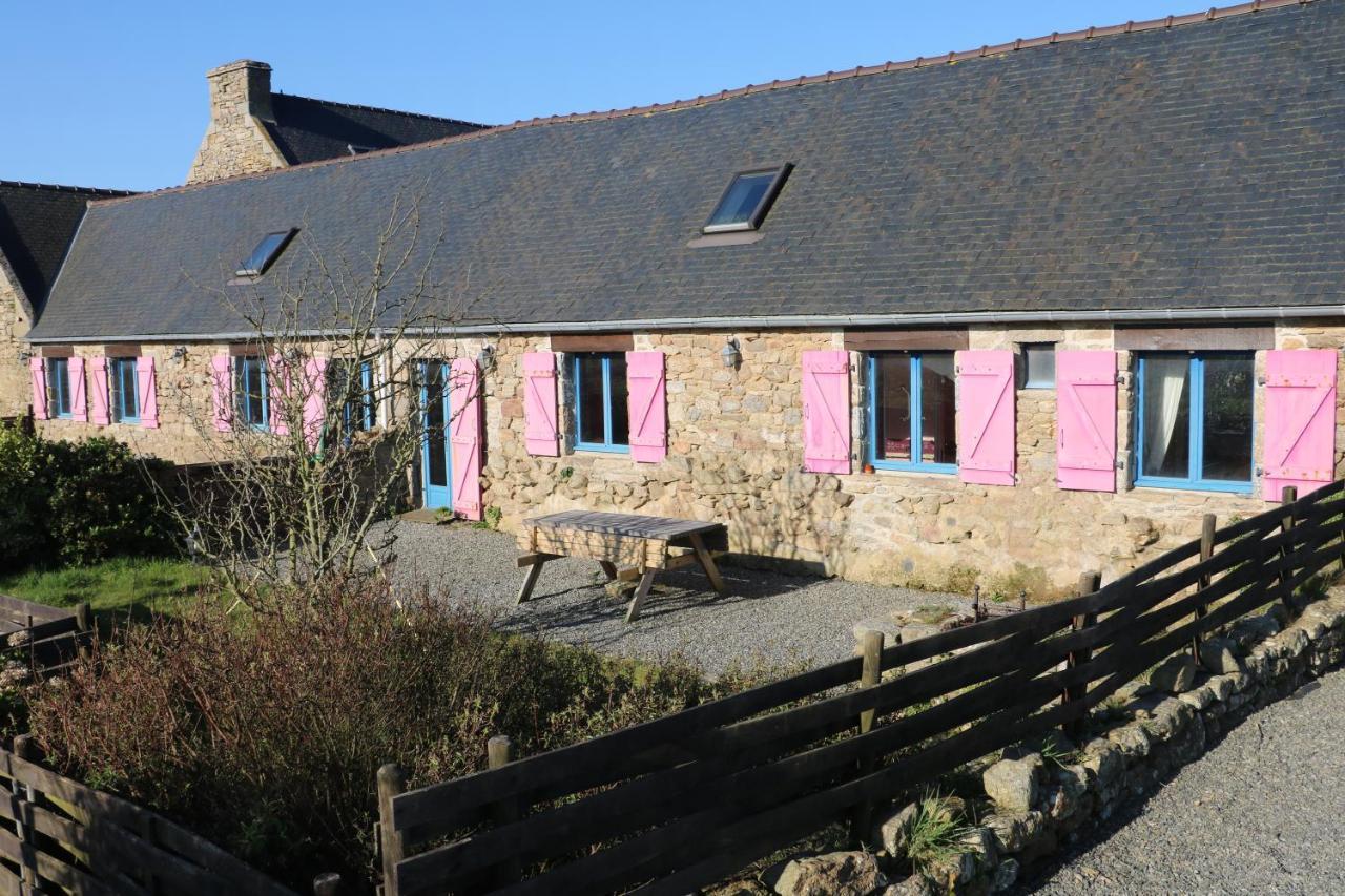 Les Gites Aux Volets Roses Landunvez 外观 照片