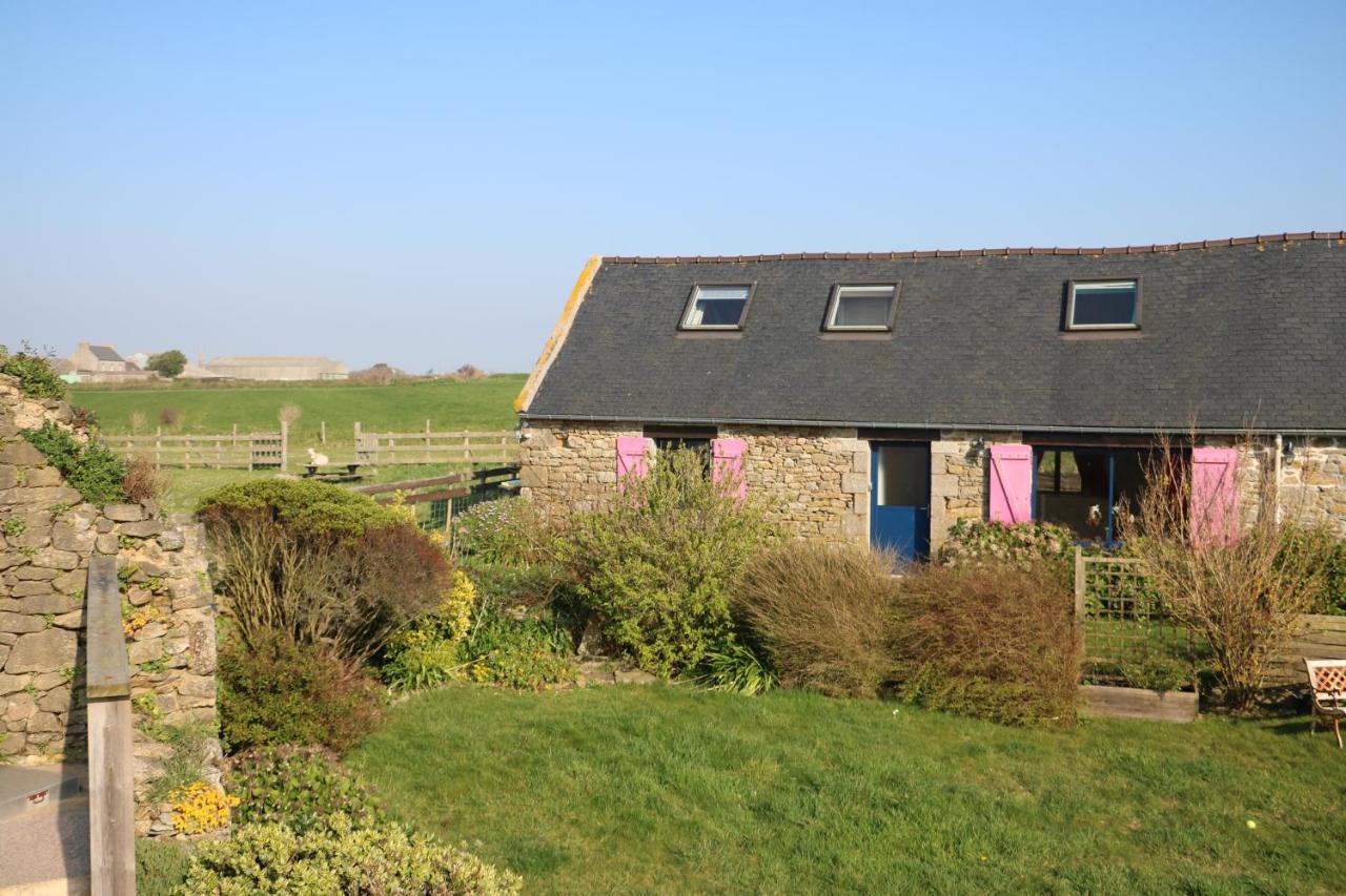 Les Gites Aux Volets Roses Landunvez 外观 照片