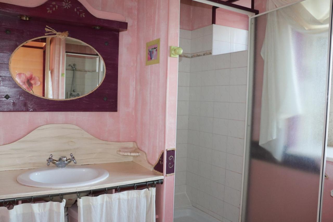 Les Gites Aux Volets Roses Landunvez 外观 照片
